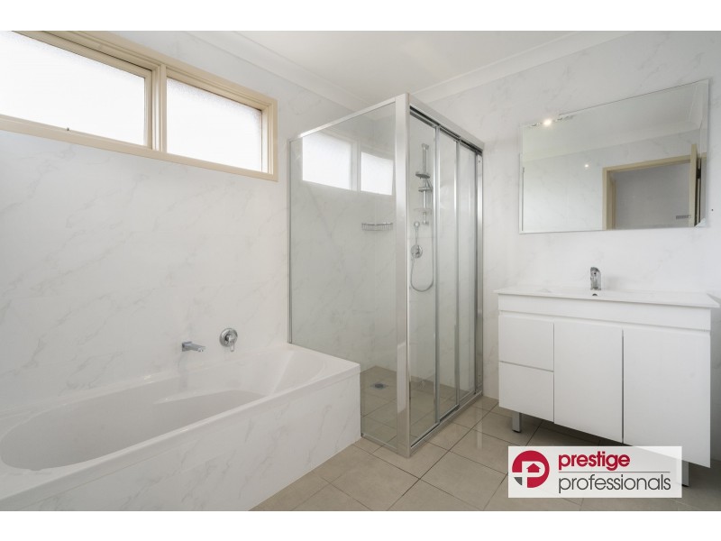 2 Ikara Crescent, Moorebank NSW 2170