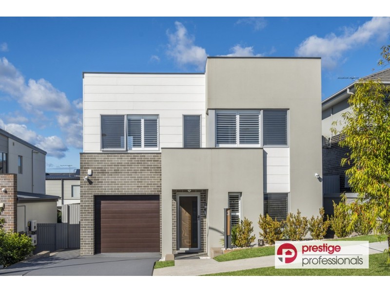 3 Nairn Place, Moorebank NSW 2170