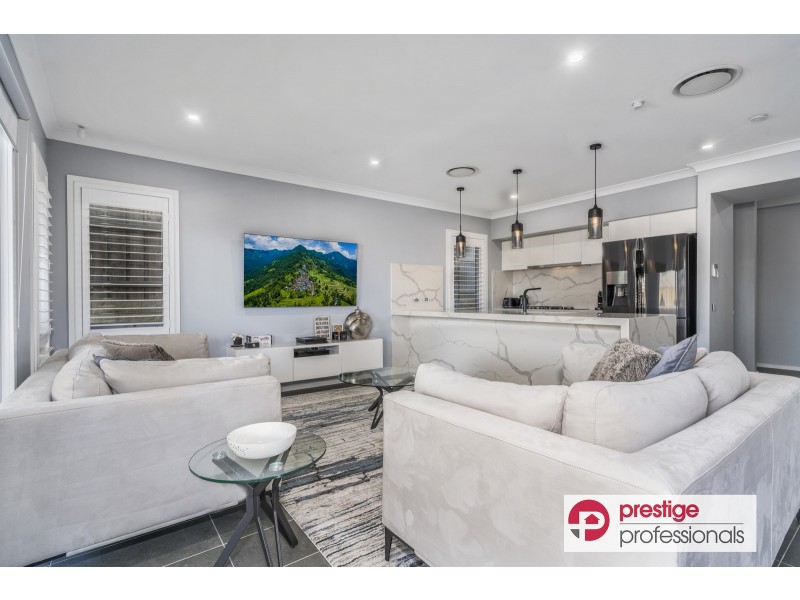 3 Nairn Place, Moorebank NSW 2170