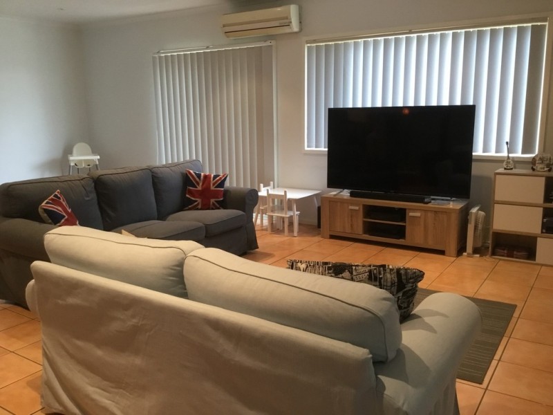 17 Birdwood Avenue, Wattle Grove NSW 2173