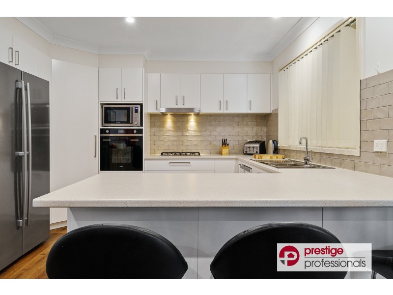 3 Todd Court, Wattle Grove NSW 2173