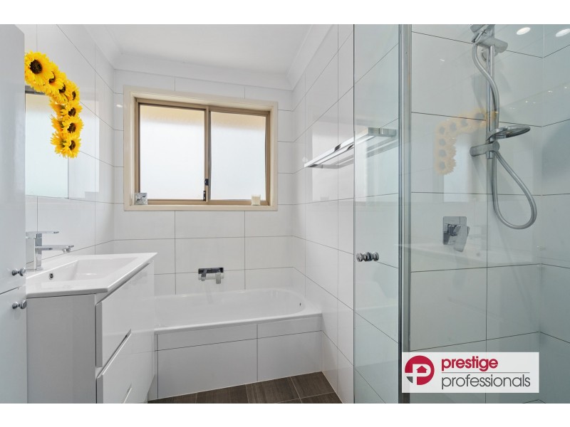 3 Todd Court, Wattle Grove NSW 2173