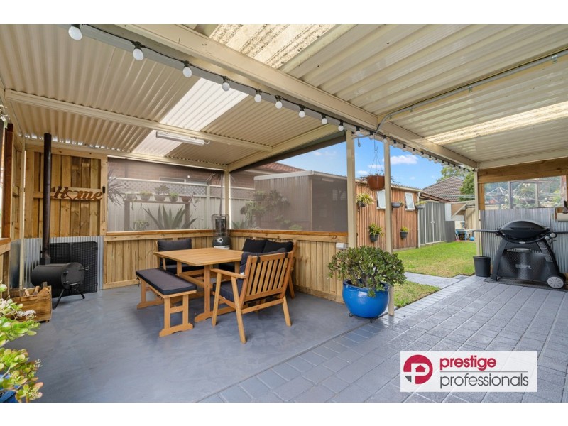 3 Todd Court, Wattle Grove NSW 2173