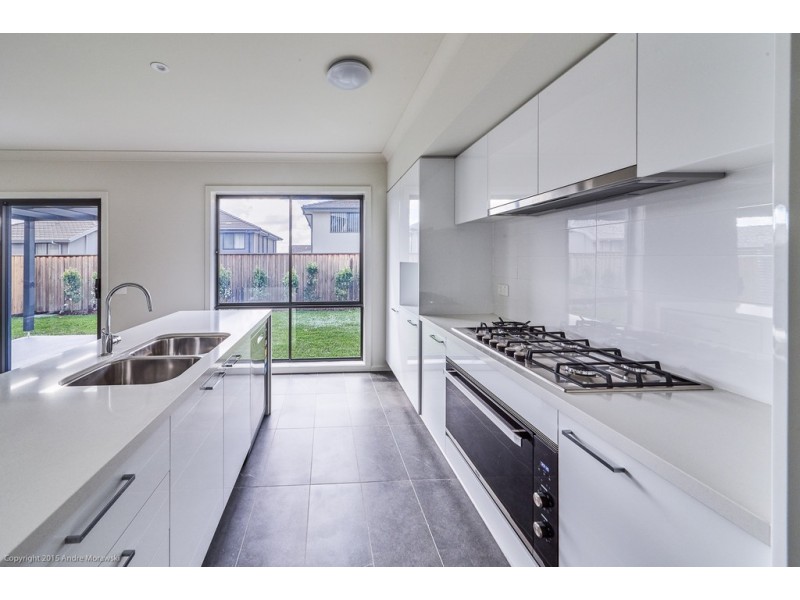 19 Boniwell Road, Moorebank NSW 2170