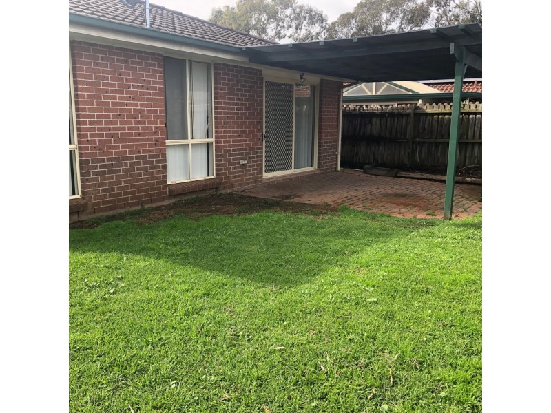 13 Merryville Court, Wattle Grove NSW 2173