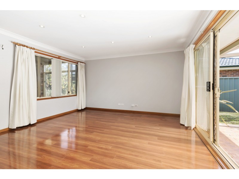 17 Yallum Court, Wattle Grove NSW 2173