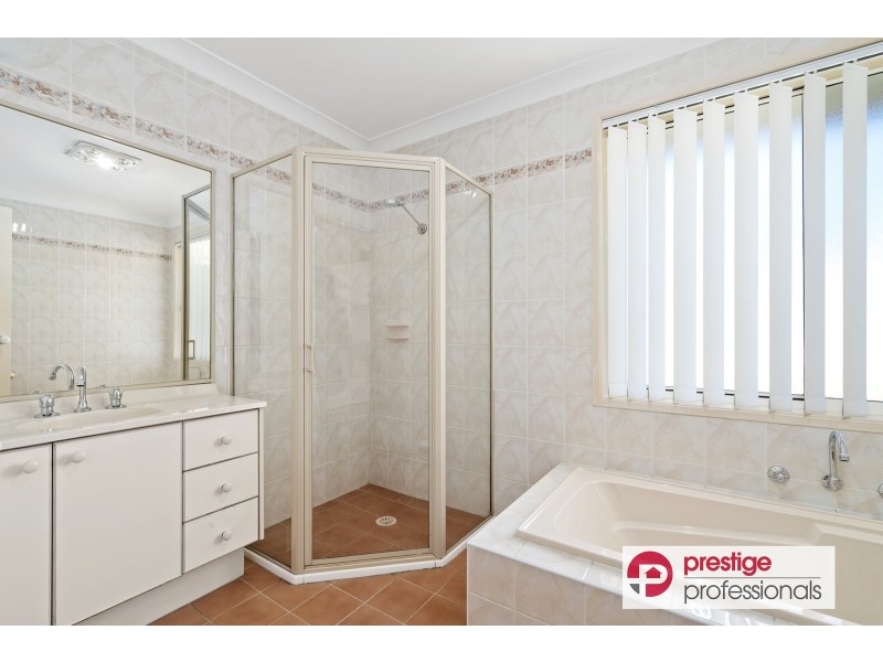 13 Goodenia Court, Voyager Point NSW 2172