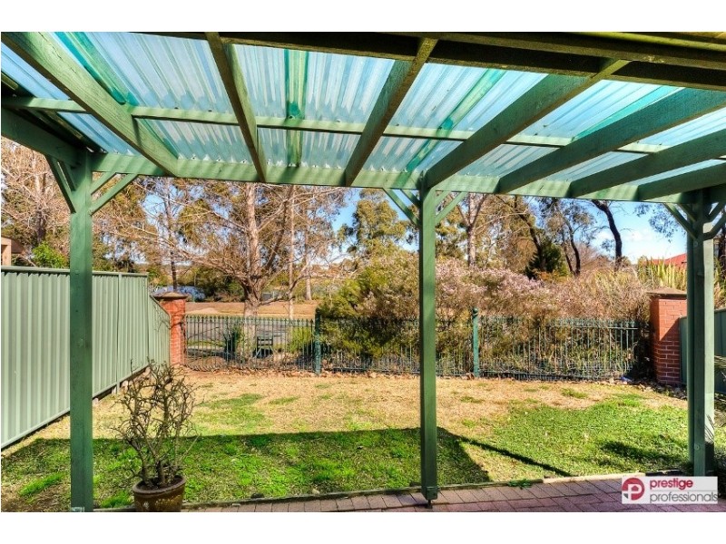 9 Torrens Court, Wattle Grove NSW 2173