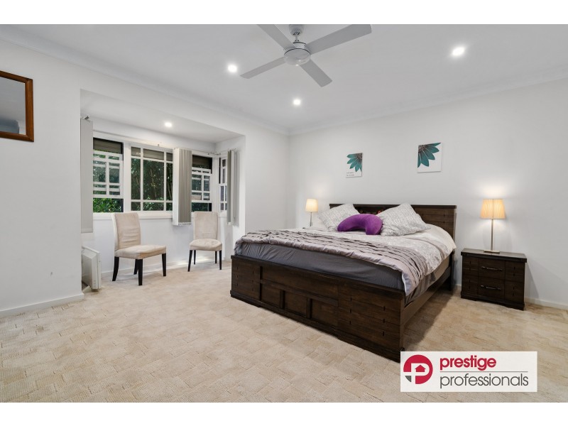 8 Trineura Court, Wattle Grove NSW 2173