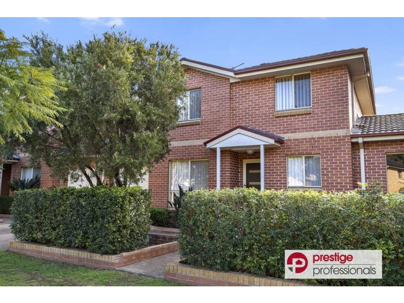 2/37-39 Swain Street, Moorebank NSW 2170