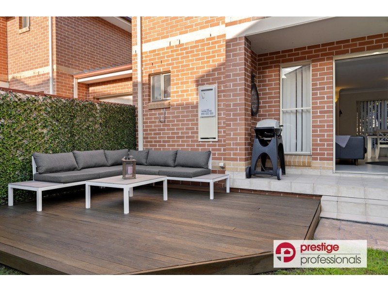 2/37-39 Swain Street, Moorebank NSW 2170