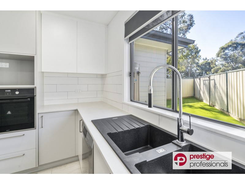 7A Swindon Place, Chipping Norton NSW 2170