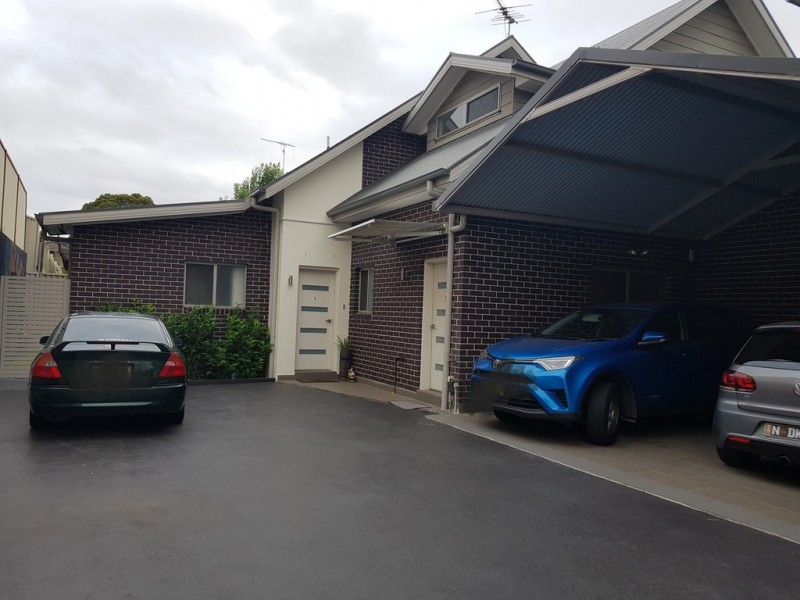 4/64 Junction Road, Moorebank NSW 2170
