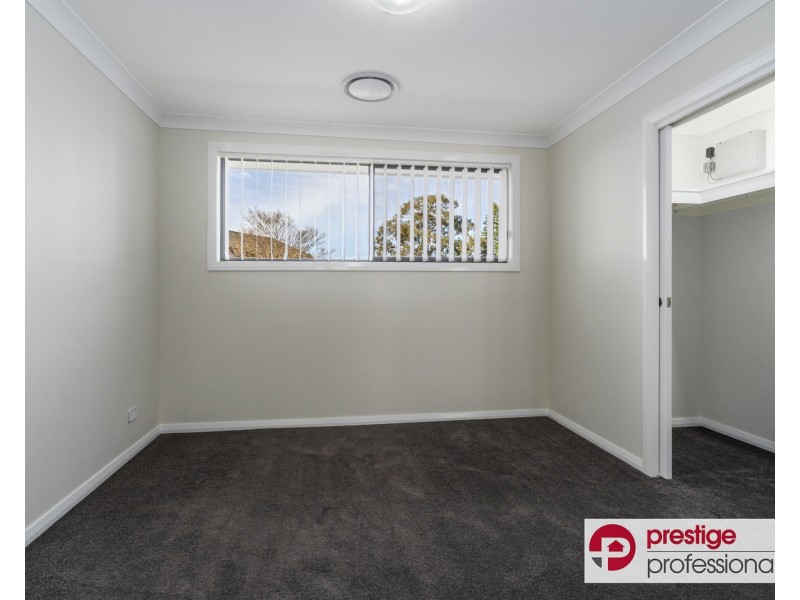 1-3/102 Longstaff Avenue, Chipping Norton NSW 2170