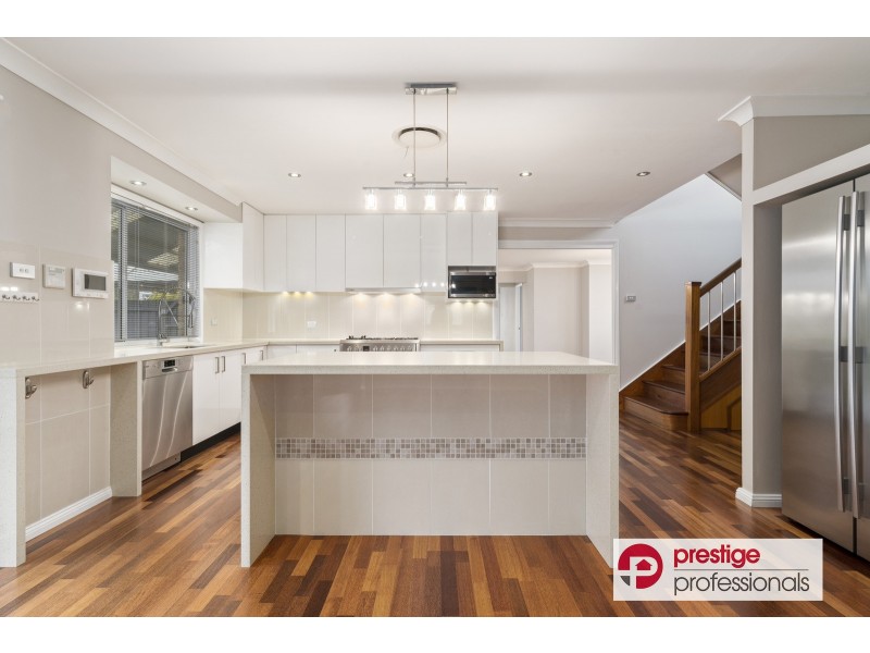 30 Colo Court, Wattle Grove NSW 2173