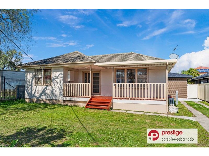 12a Damour Street, Holsworthy NSW 2173