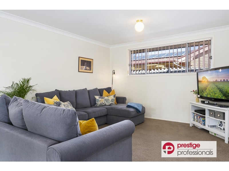 39 Daintree Drive, Wattle Grove NSW 2173