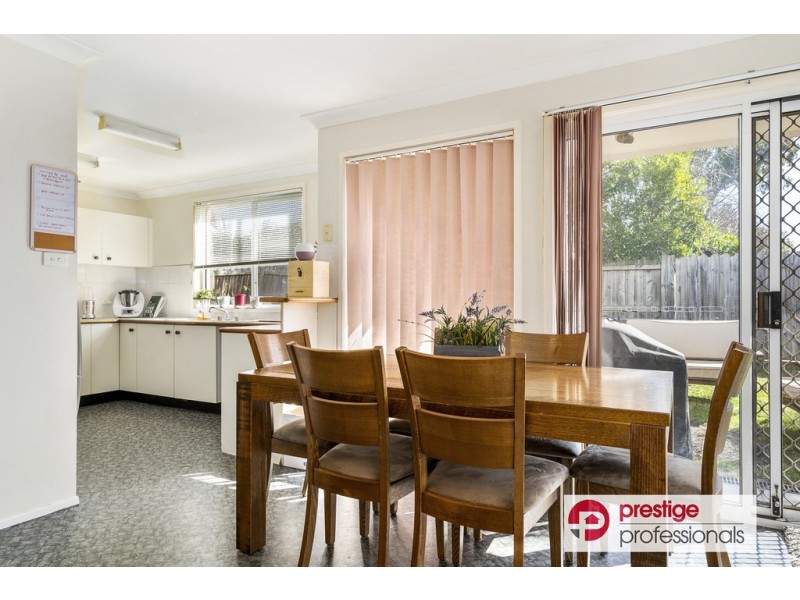 39 Daintree Drive, Wattle Grove NSW 2173