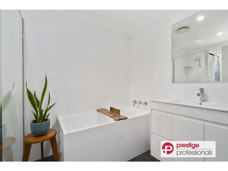 2/159 Epsom Road, Chipping Norton NSW 2170