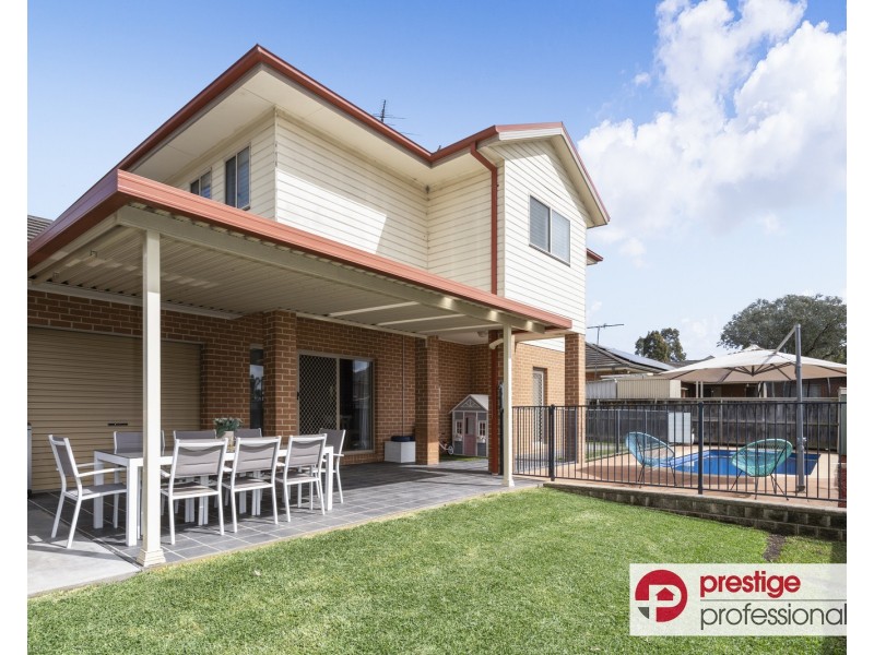 3 Hogan Place, Mount Annan NSW 2567