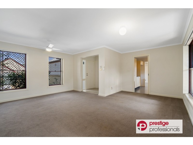 8/19 Troopers Mews, Holsworthy NSW 2173