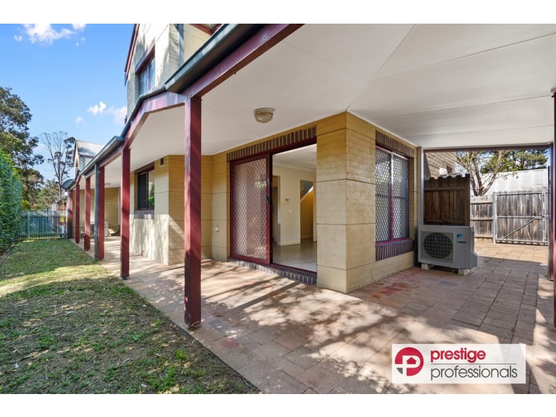 8/19 Troopers Mews, Holsworthy NSW 2173