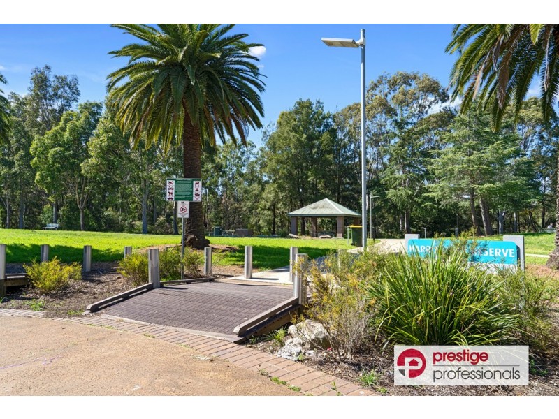 8/19 Troopers Mews, Holsworthy NSW 2173