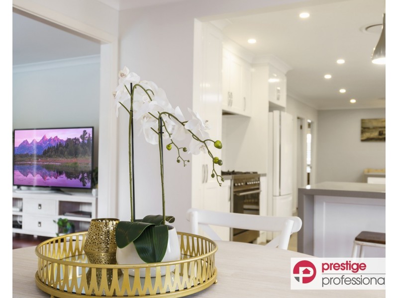 18 Hillcrest Avenue, Moorebank NSW 2170