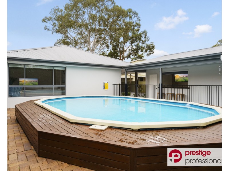 18 Hillcrest Avenue, Moorebank NSW 2170