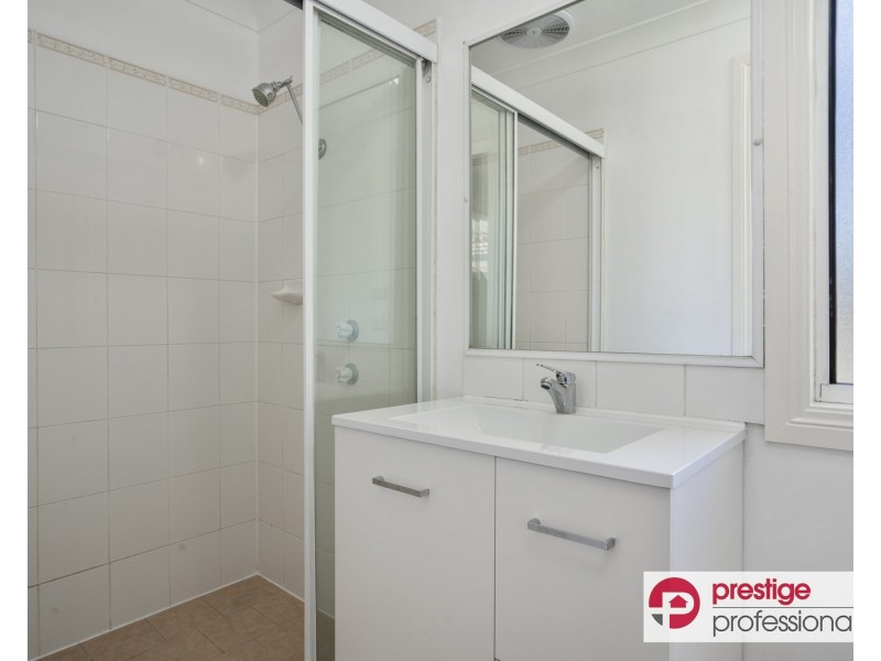 2/85 Nuwarra Road, Moorebank NSW 2170