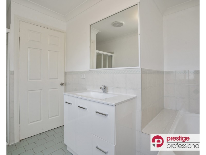 2/85 Nuwarra Road, Moorebank NSW 2170