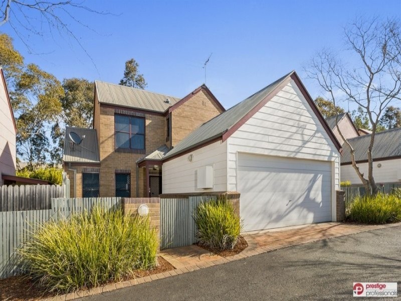 6/14 Provost Mews, Holsworthy NSW 2173