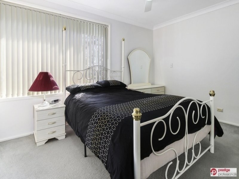 32 Wilkes Avenue, Moorebank NSW 2170