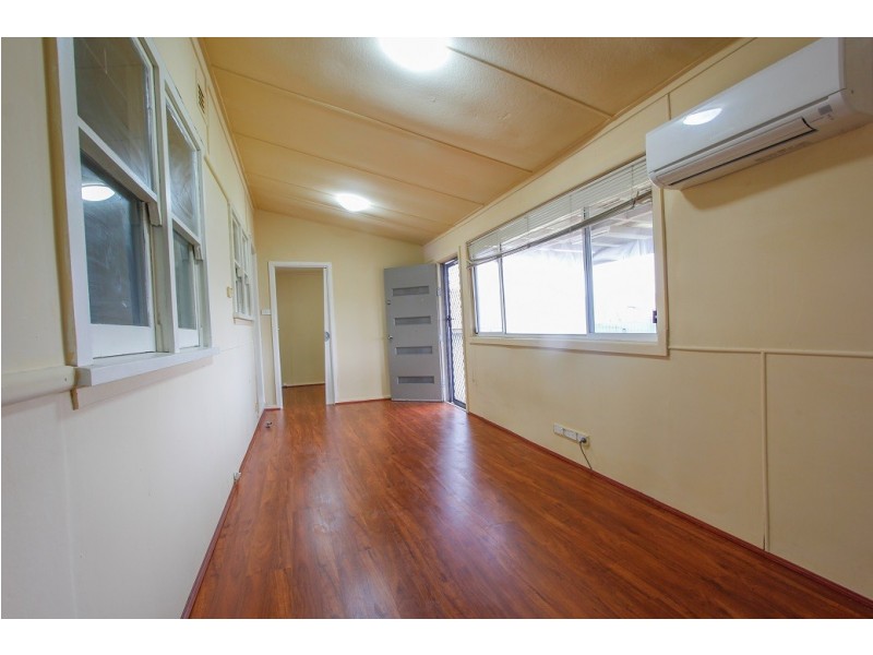 38 Cooper Avenue, Moorebank NSW 2170