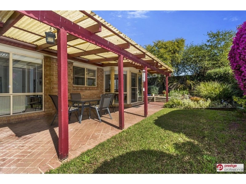 25 Daintree Drive, Wattle Grove NSW 2173