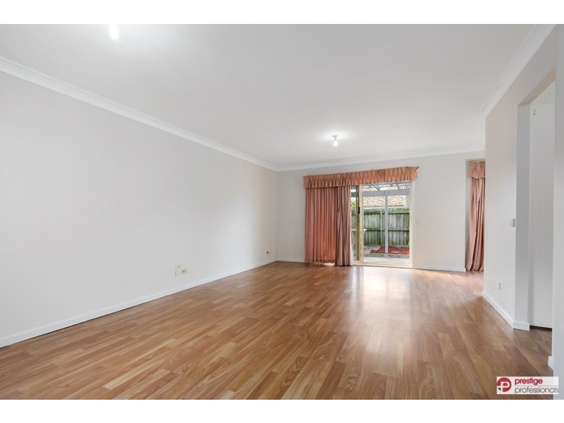 21 Ellesmere Court, Wattle Grove NSW 2173