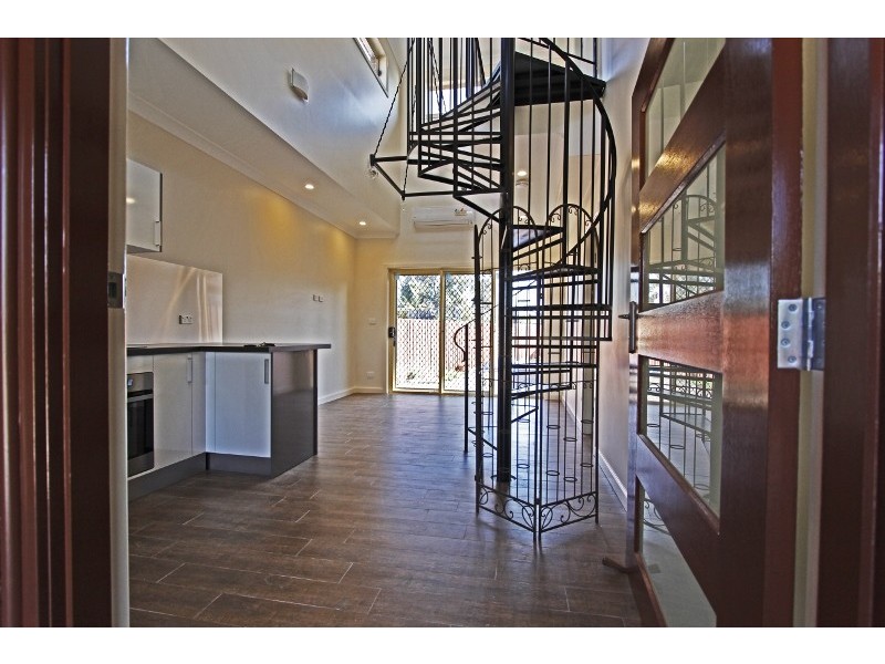 5a Daintree Drive, Wattle Grove NSW 2173