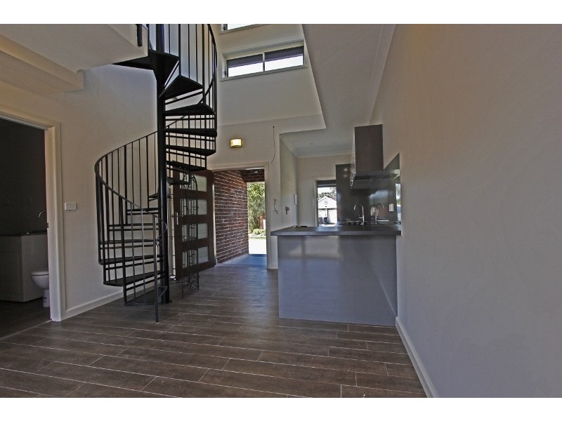 5a Daintree Drive, Wattle Grove NSW 2173