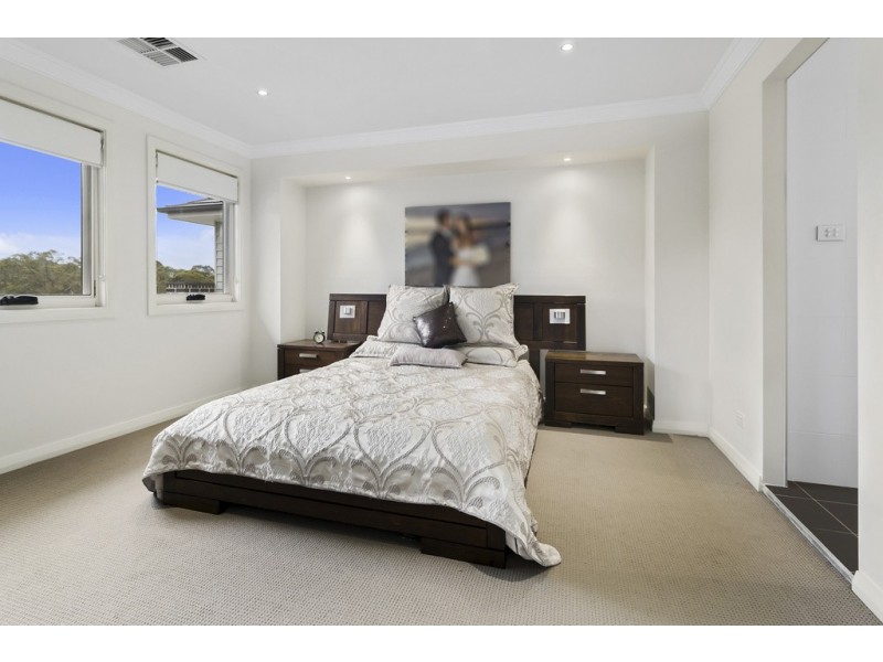 20 Bushview Lane, Moorebank NSW 2170