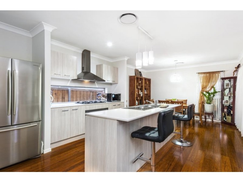 5 Blamire Close, Moorebank NSW 2170