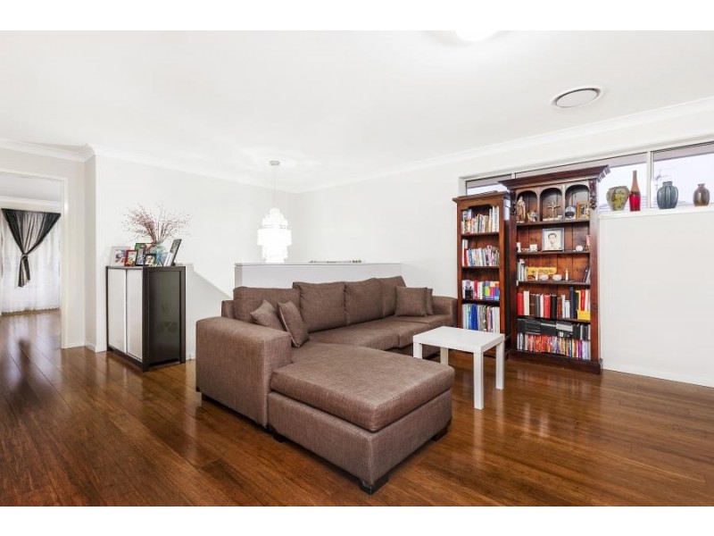 5 Blamire Close, Moorebank NSW 2170