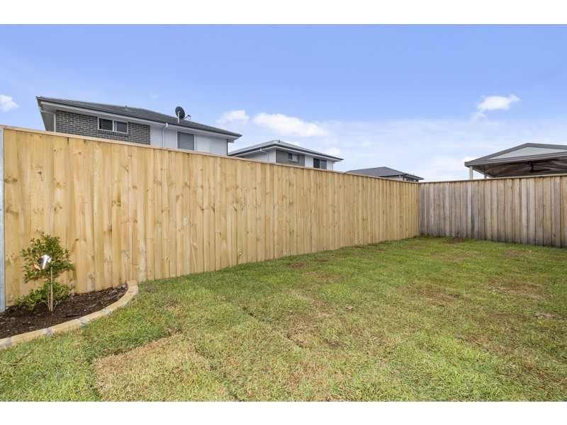 16 Silverleaf Lane, Moorebank NSW 2170