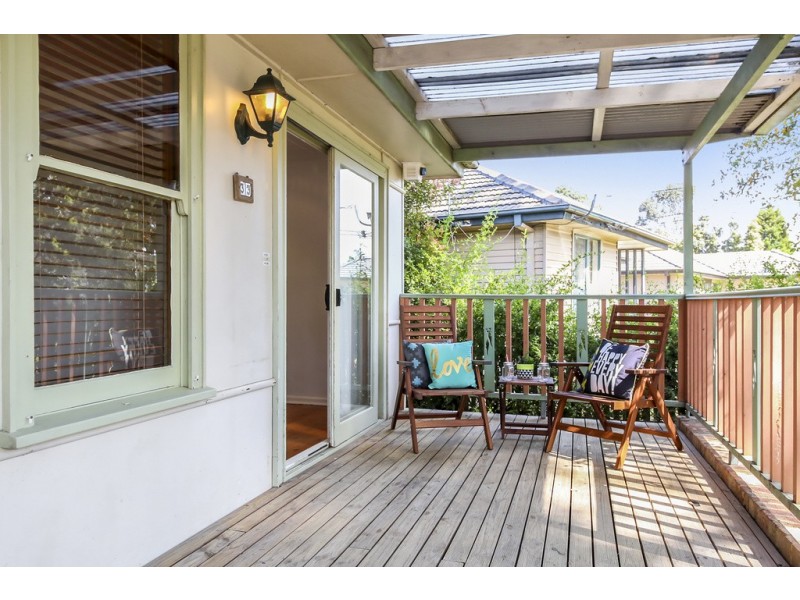 33 Salamaua Crescent, Holsworthy NSW 2173