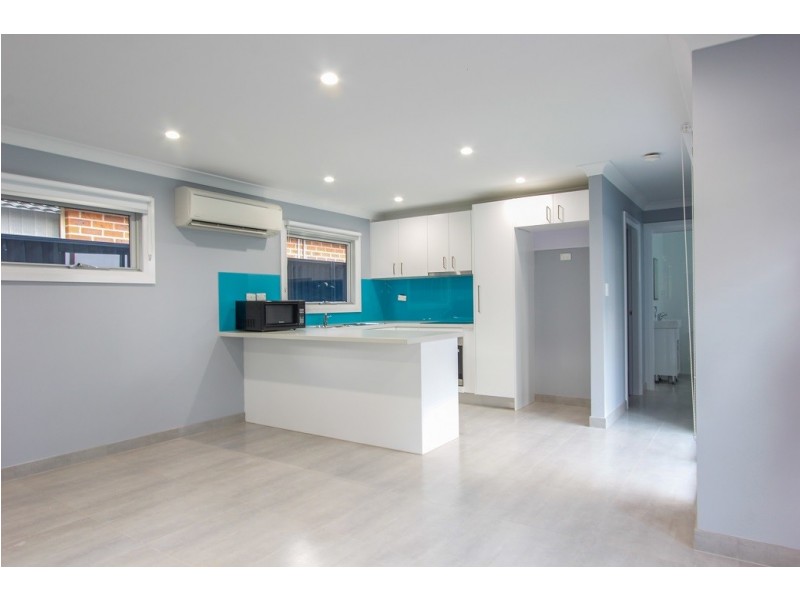 1A Quamby Court, Wattle Grove NSW 2173