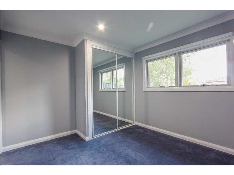 1A Quamby Court, Wattle Grove NSW 2173