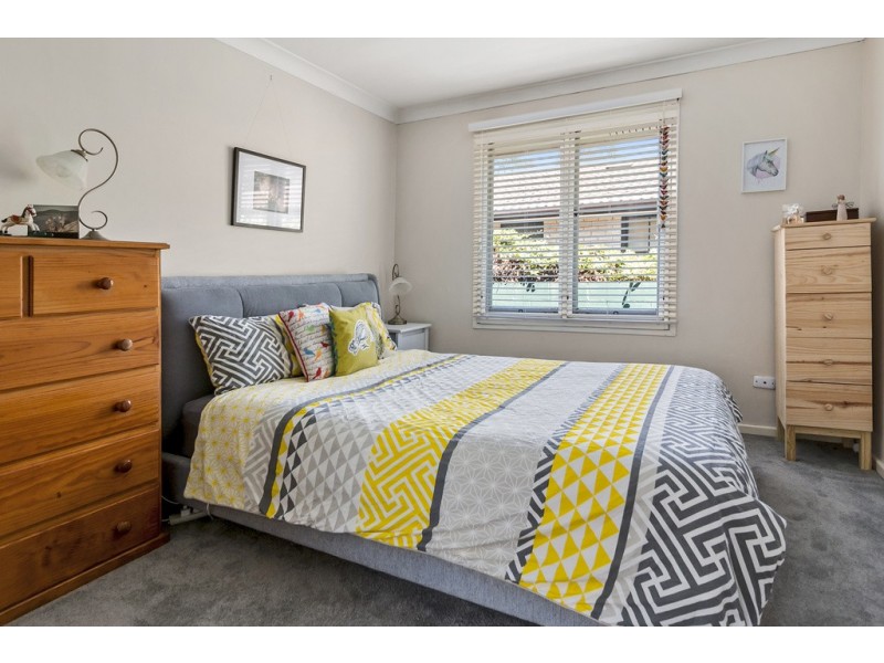 11 Conjola Place, Hammondville NSW 2170