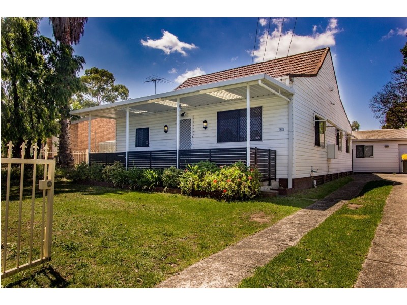 12 Walder Road, Hammondville NSW 2170