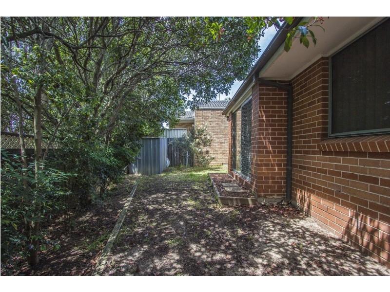 13 Ancura Court, Wattle Grove NSW 2173