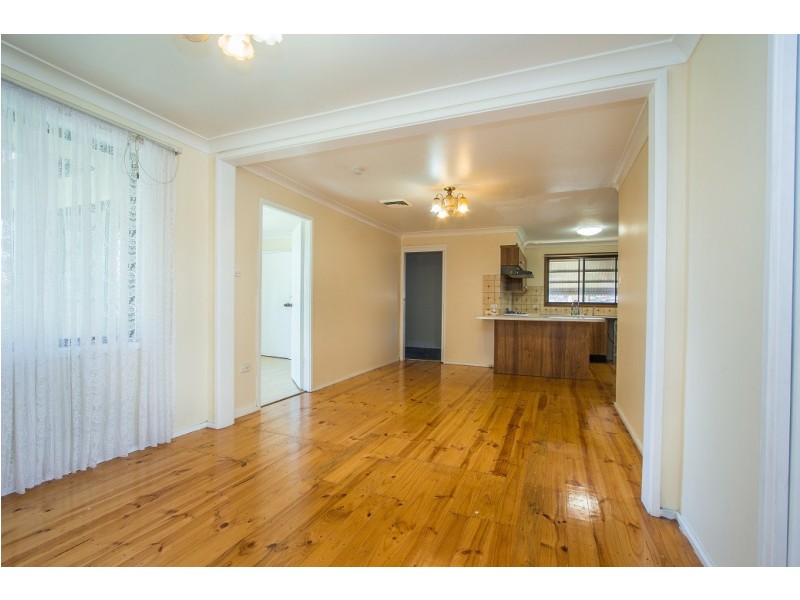 49 Maddecks Avenue, Moorebank NSW 2170