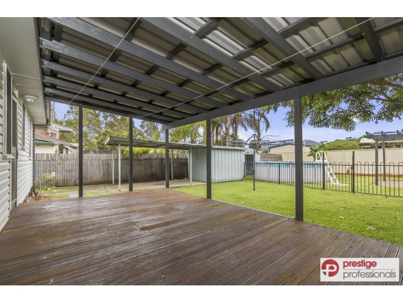 24 Salamaua Crescent, Holsworthy NSW 2173